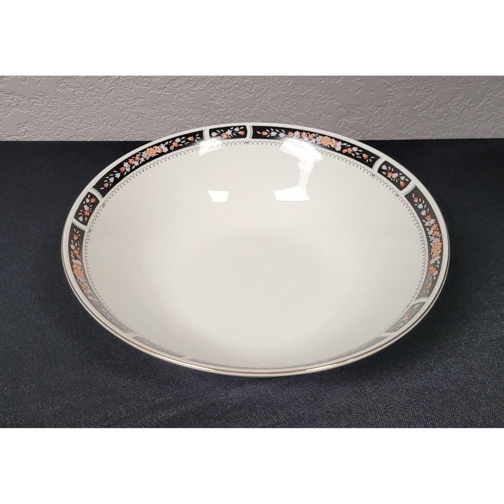 Silverie Fine China 9.5 Inch Serving Bowl (SIV11 Pattern) Vintage 1980s